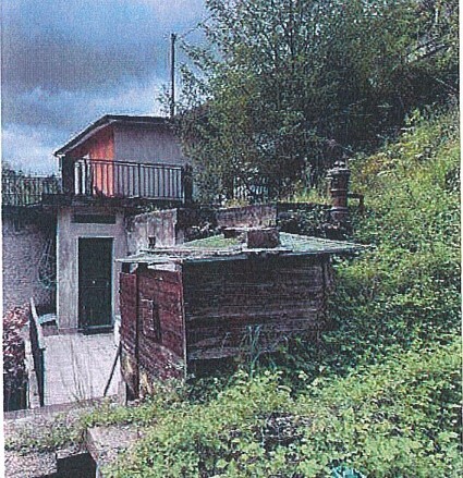Villa con giardino in via alla chiesa di geminiano 31-33, Genova