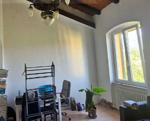 Casa indipendente con terrazzo in via aldo moro 22, Follo