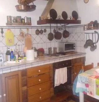 Villa da ristrutturare in via roma 32, Casasco