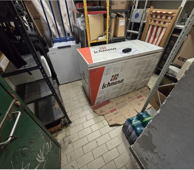 Magazzino da ristrutturare in vico delle carabaghe 36a/r, Genova