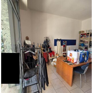 Locale commerciale da ristrutturare in via dei gazzi 51, Loano