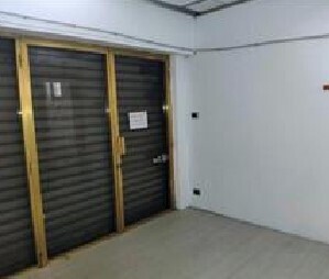 Locale commerciale da ristrutturare in via cirano bellotto 21r, Quiliano