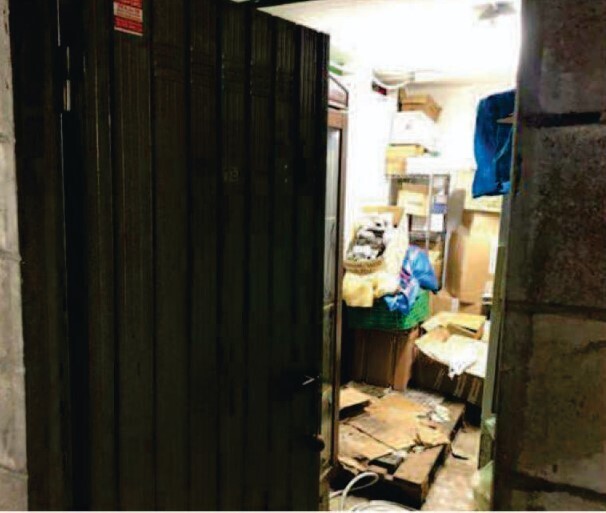 Magazzino da ristrutturare in via alla calata marinetta 24, Genova