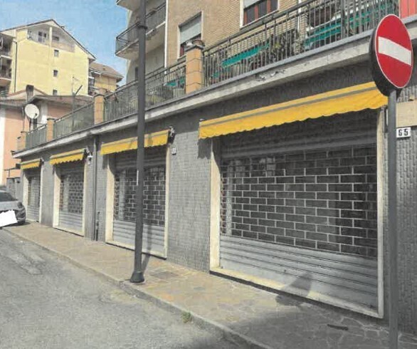 Locale commerciale da ristrutturare in via emilia 36, Acqui Terme