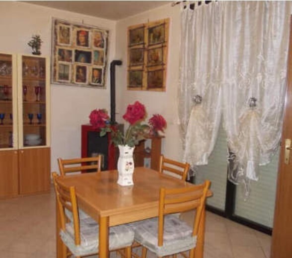 Villetta a schiera con giardino in via aldo moro 14, Vignole Borbera