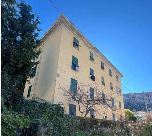 Appartamento da ristrutturare in via carnia 57/8, Genova