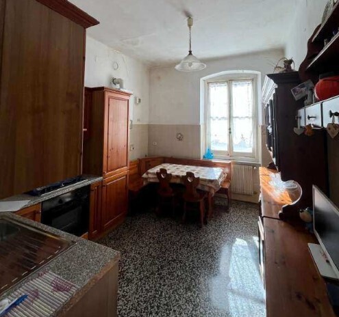Appartamento da ristrutturare in via carnia 57/8, Genova