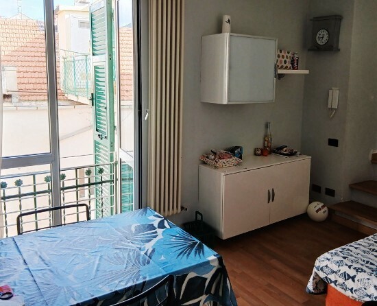 Trilocale in vendita in via vittorio veneto 86, Alassio