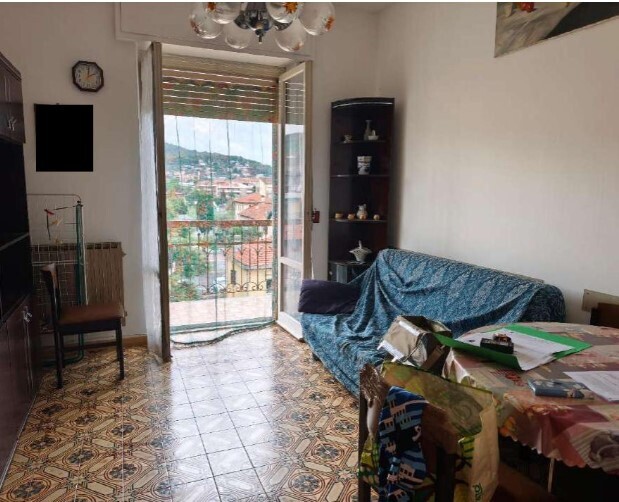 Trilocale da ristrutturare in via santa matilde 6, Andora