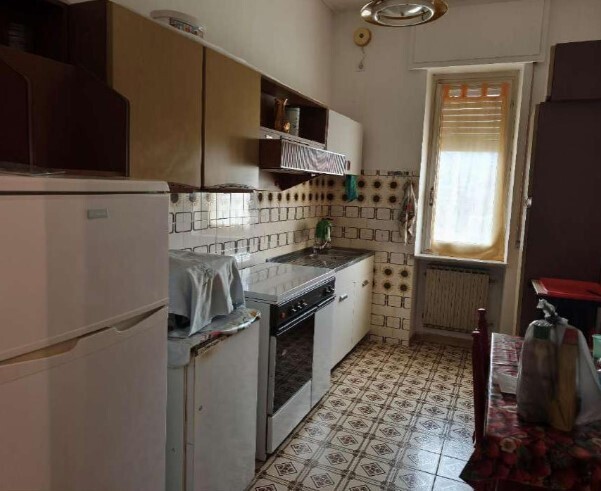 Trilocale da ristrutturare in via santa matilde 6, Andora