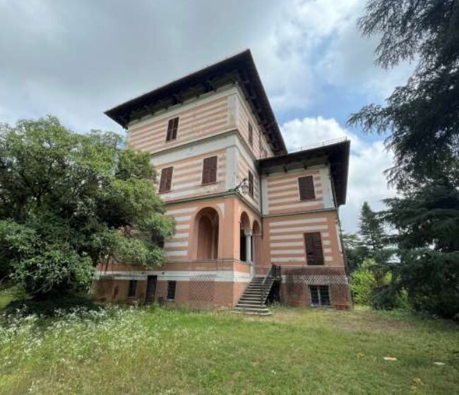 Casa indipendente con giardino in strada villalvernia 3, Novi Ligure