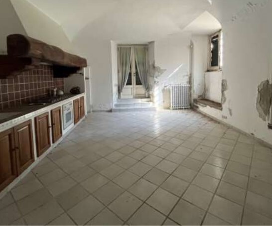 Casa indipendente con giardino in strada villalvernia 3, Novi Ligure