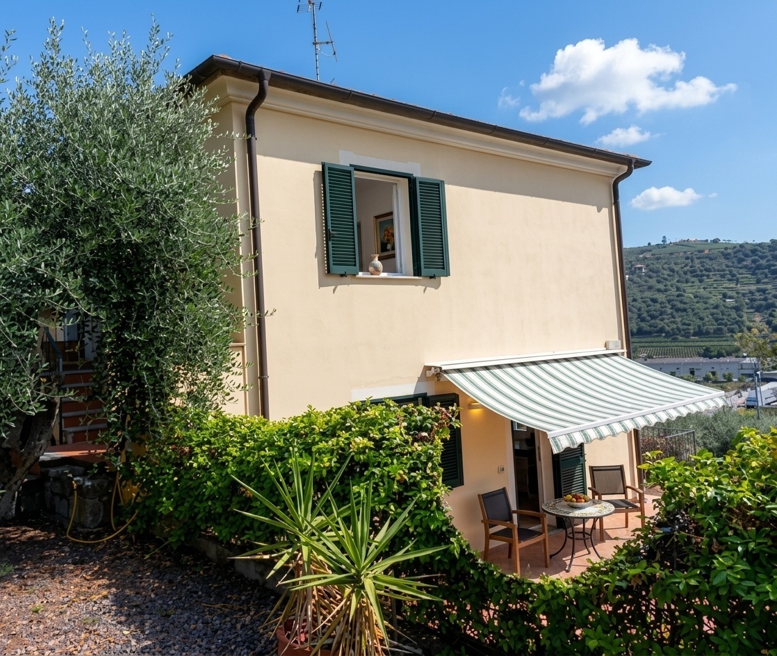 Trilocale in vendita in via diano san pietro snc, Diano Castello