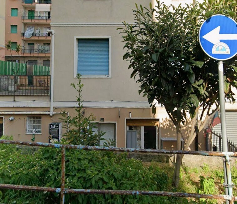 Ufficio da ristrutturare in via gaspare murtola 11, Genova