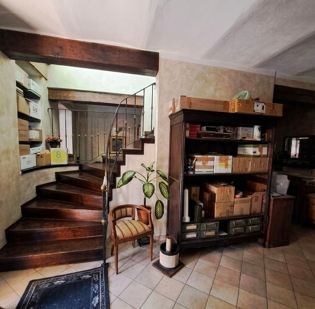 Villa con giardino in via della repubblica 23, Incisa Scapaccino