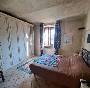 Villa con giardino in via della repubblica 23, Incisa Scapaccino