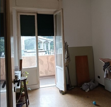 Quadrilocale da ristrutturare in via delle gavette 39b, Genova