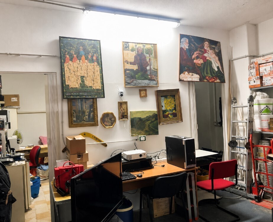 Magazzino in vendita in via del campasso 56r, Genova
