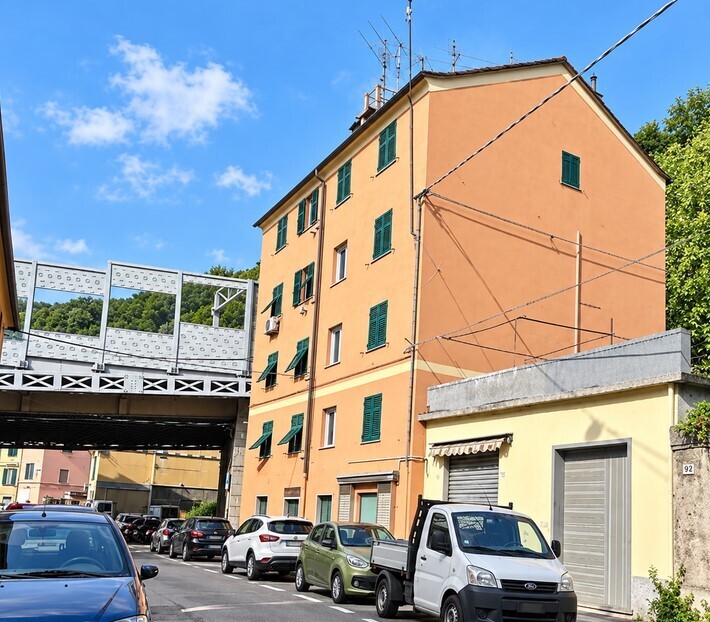 Quadrilocale da ristrutturare in via bobbio 64/7, Genova