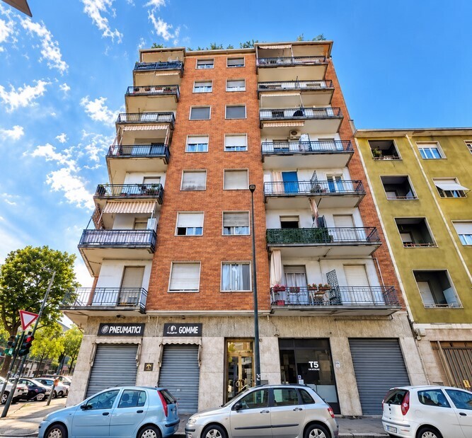 Trilocale in vendita in via sette comuni 86, Torino