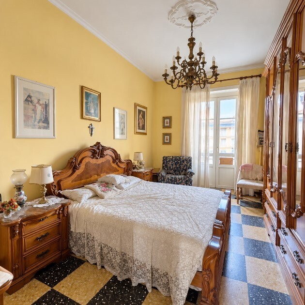 Trilocale in vendita in via sette comuni 86, Torino