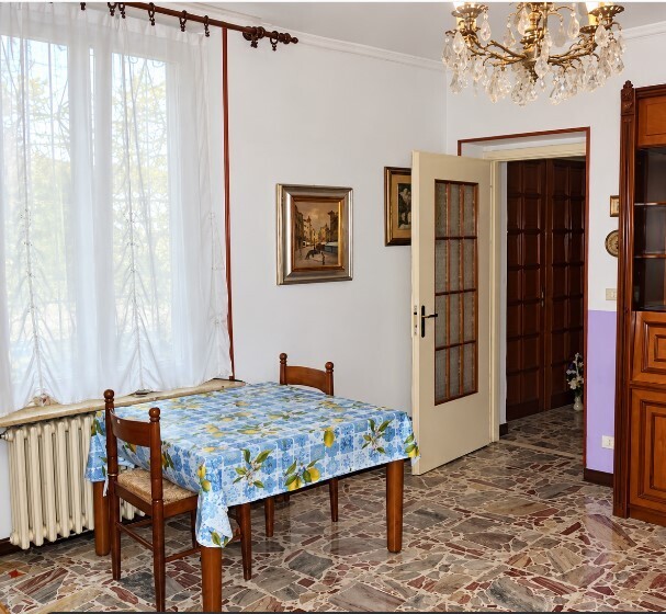 Villa con giardino in via della chiesa 2-2/a, Alessandria