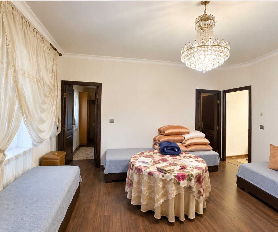 Appartamento da ristrutturare in via certosa 11/3, Genova