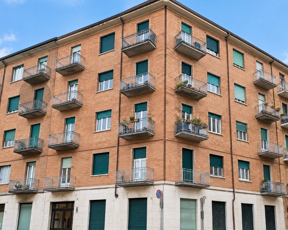Trilocale da ristrutturare in via lauro rossi 67/3, Torino