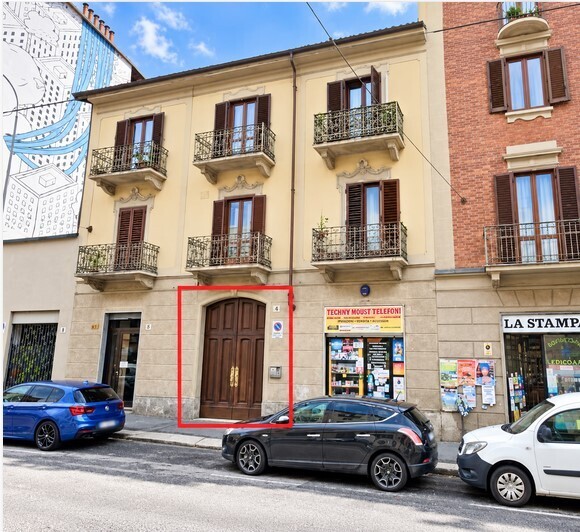 Bilocale da ristrutturare in via monte rosa 9, Torino