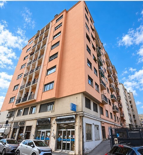 Ufficio in vendita in via francesco miglio 1/9, Genova