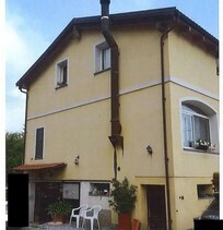 Casa indipendente con terrazzi in via san simone 6, Albenga