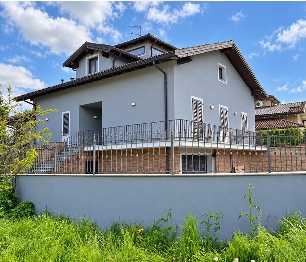 Villa con giardino in via cavallaro 1, Nizza Monferrato