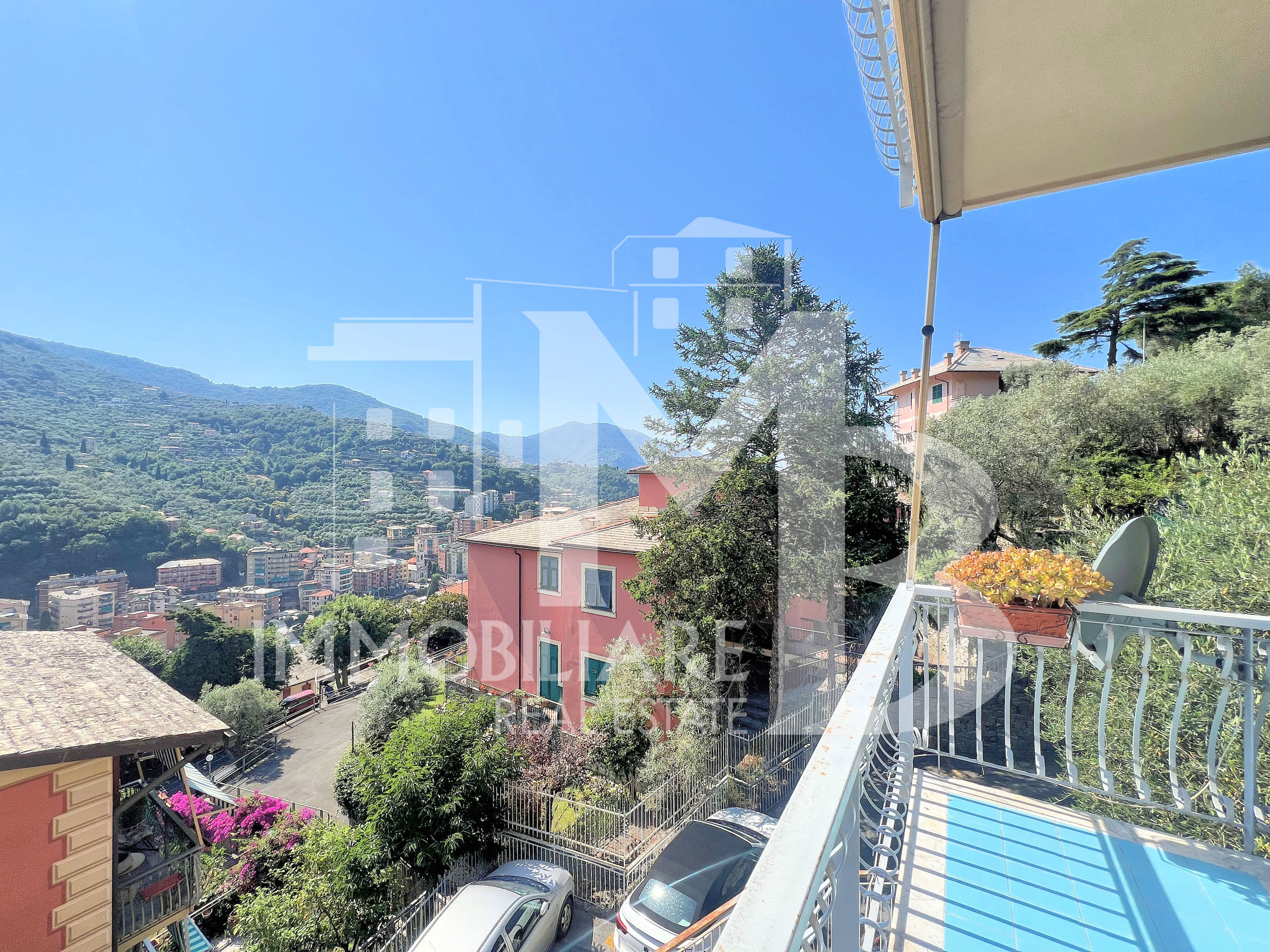 Appartamento con giardino in via privata gilberto govi 6, Recco