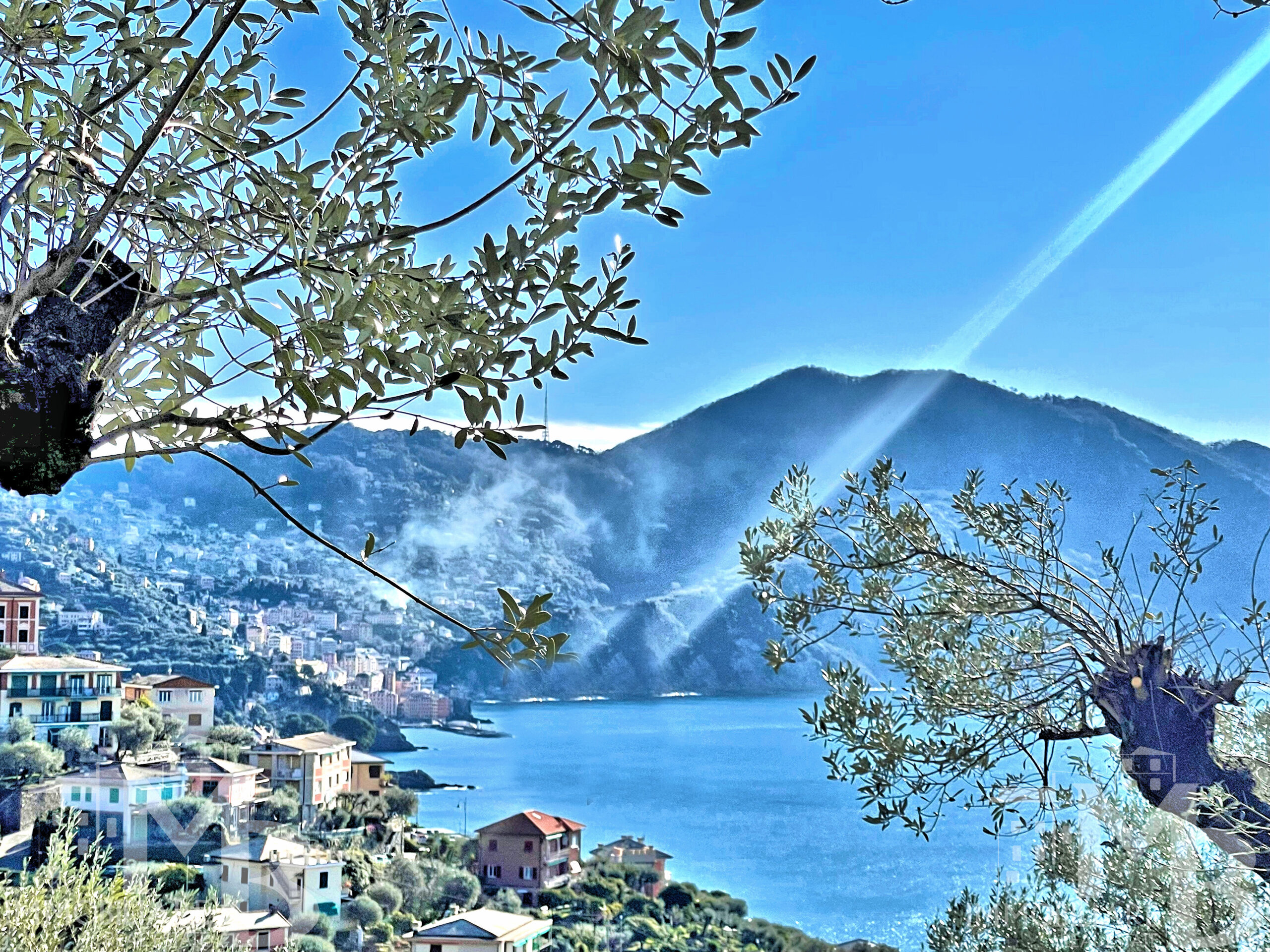 Casa indipendente con giardino in via del castello 32, Recco