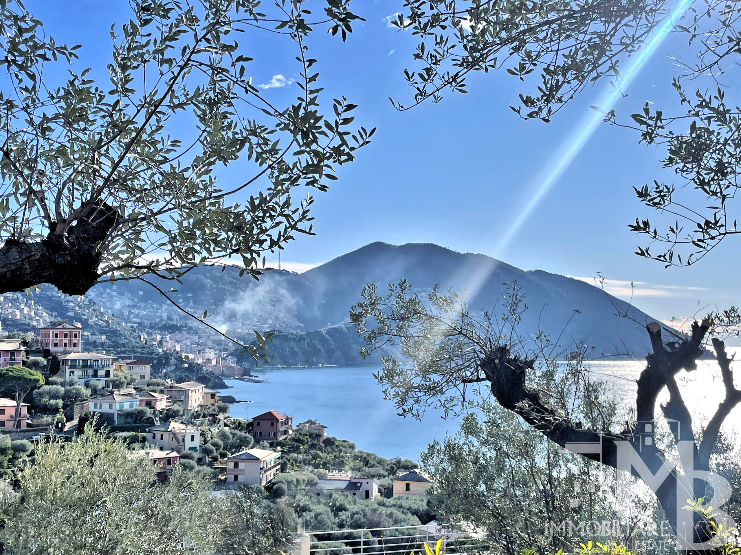 Casa indipendente con giardino in via del castello 32, Recco