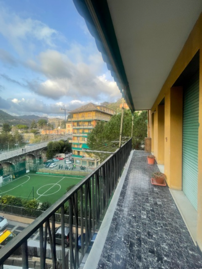 Trilocale ristrutturato in via valleverde 9, Recco