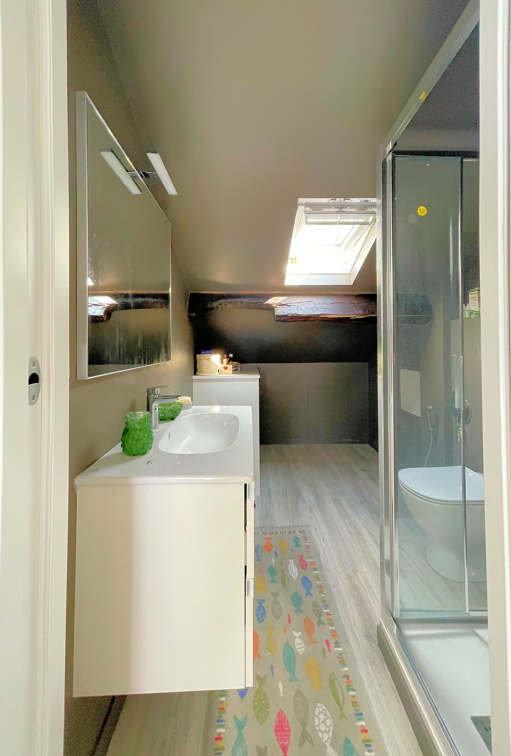 Mansarda vista mare in via f. crispi 12, Sori