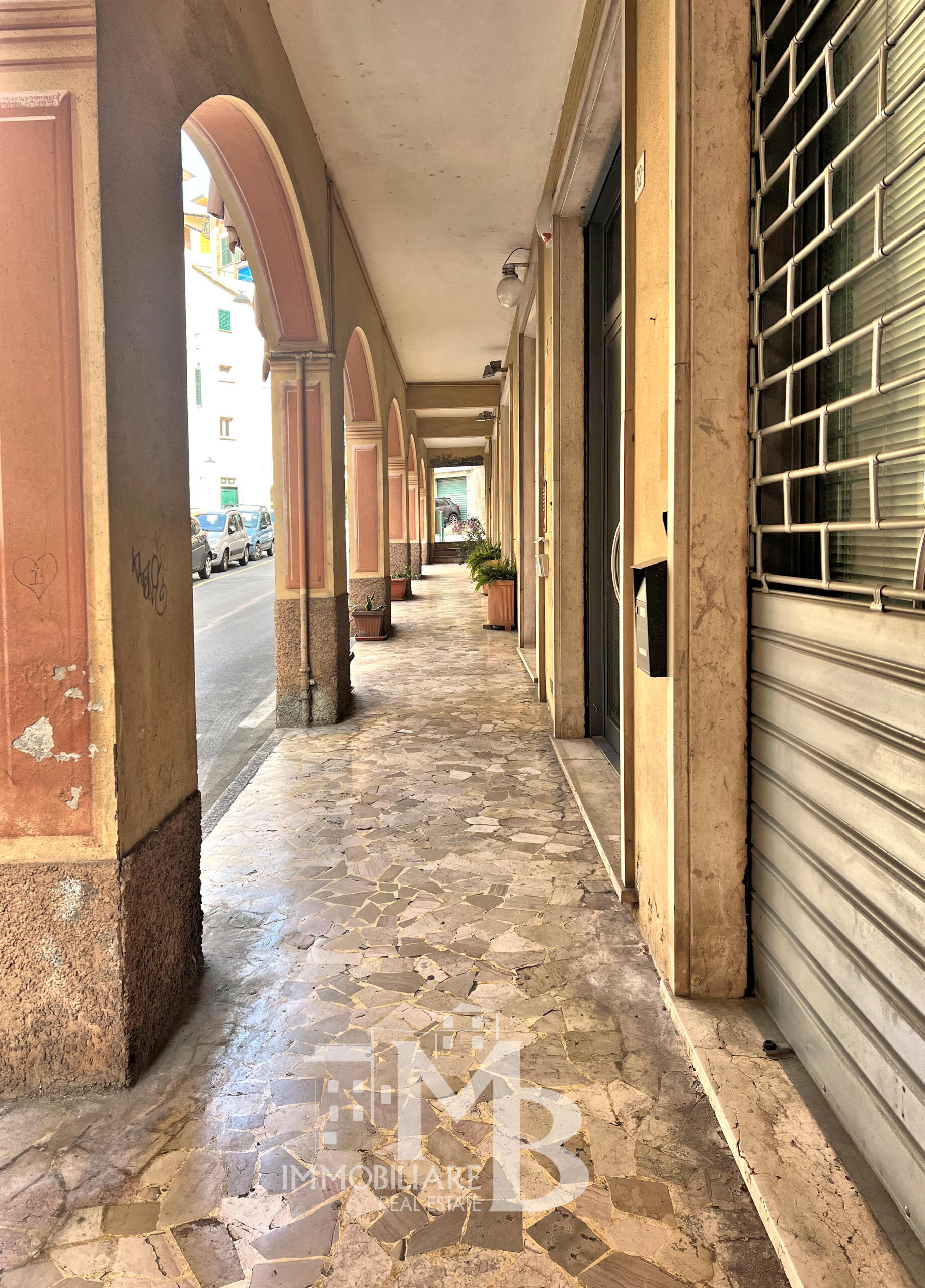 Locale commerciale nuova in via piero schiaffino 58, Camogli