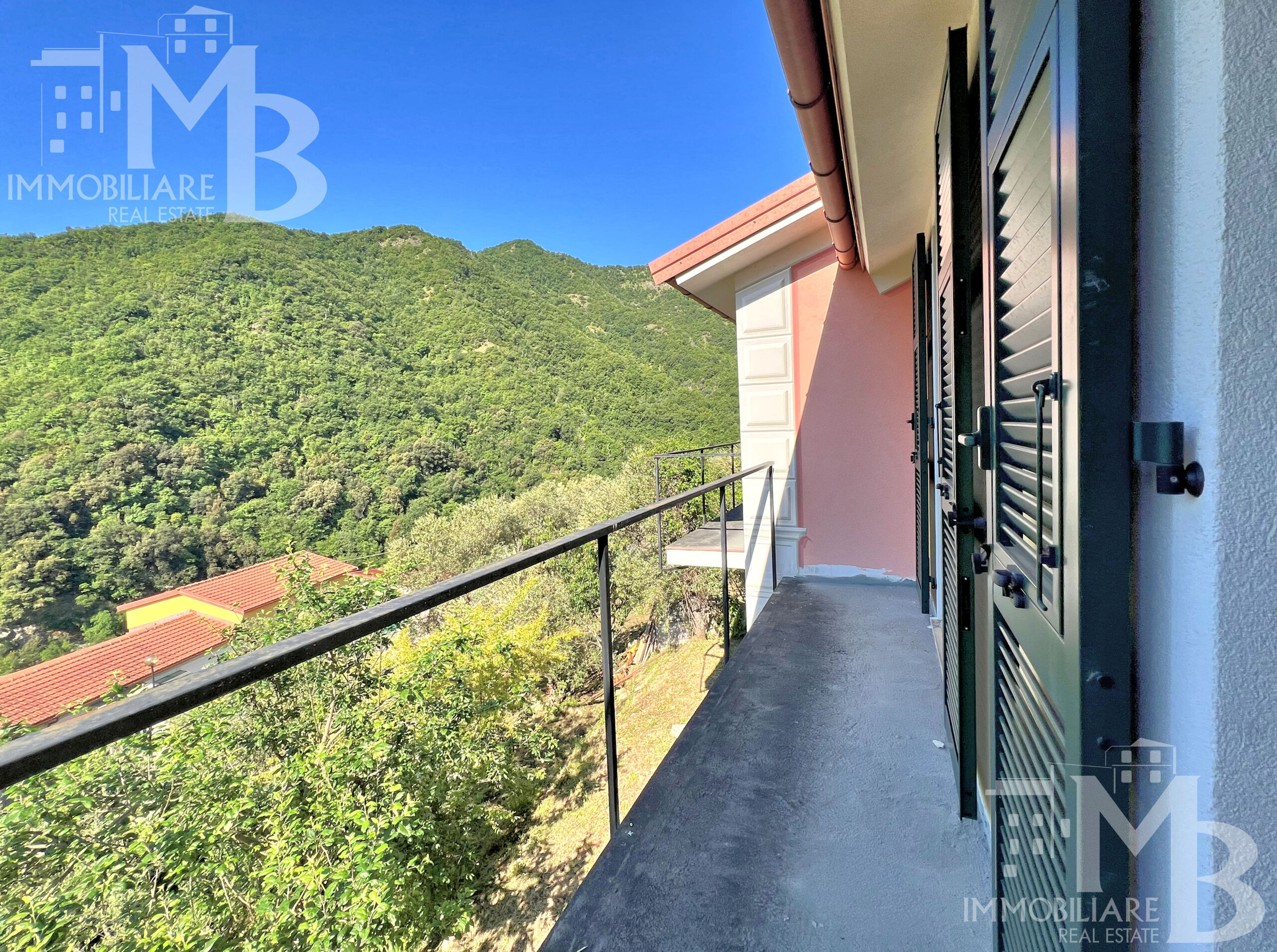 Casa indipendente con giardino in via posato 21, Avegno