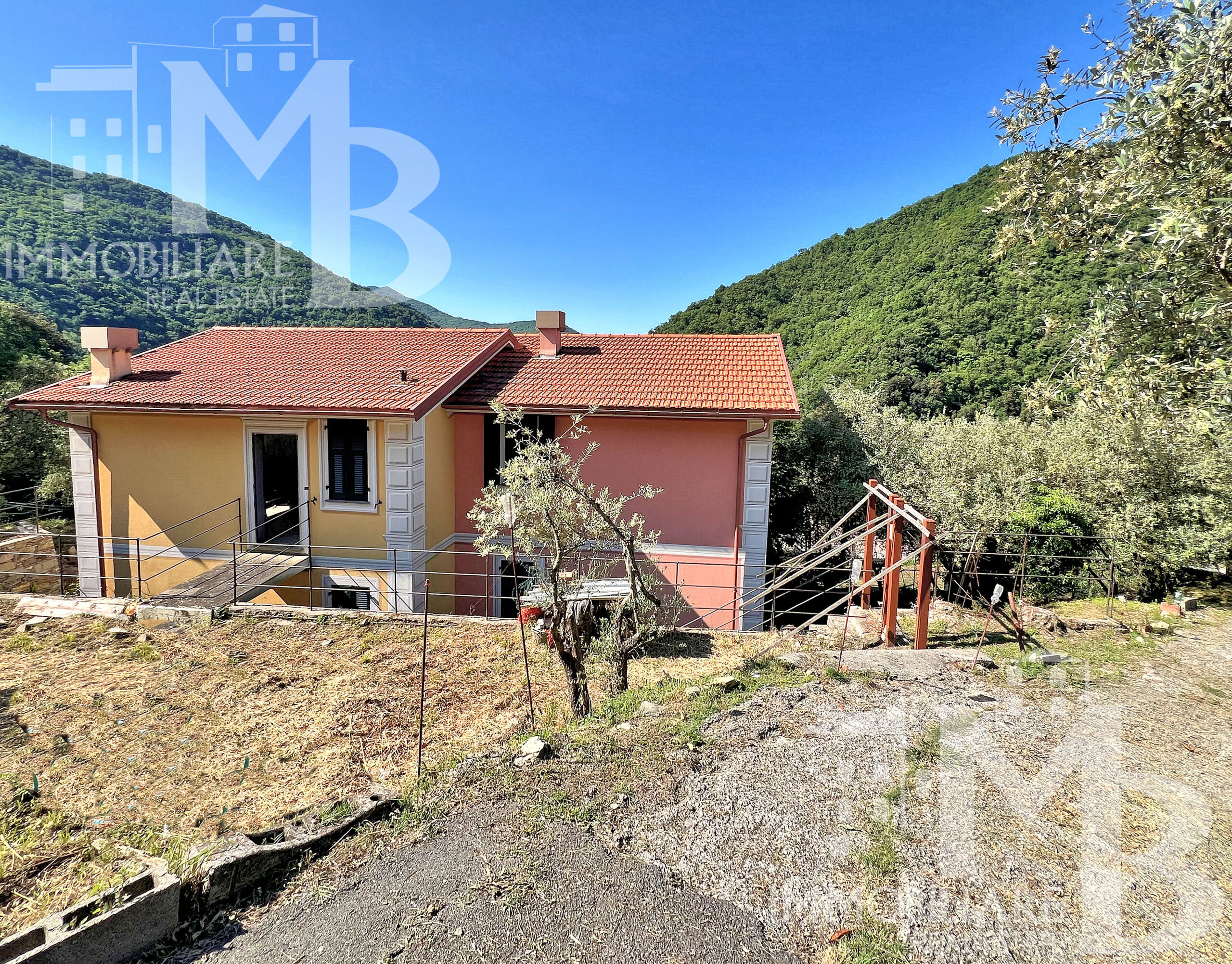 Casa indipendente con giardino in via posato 19, Avegno