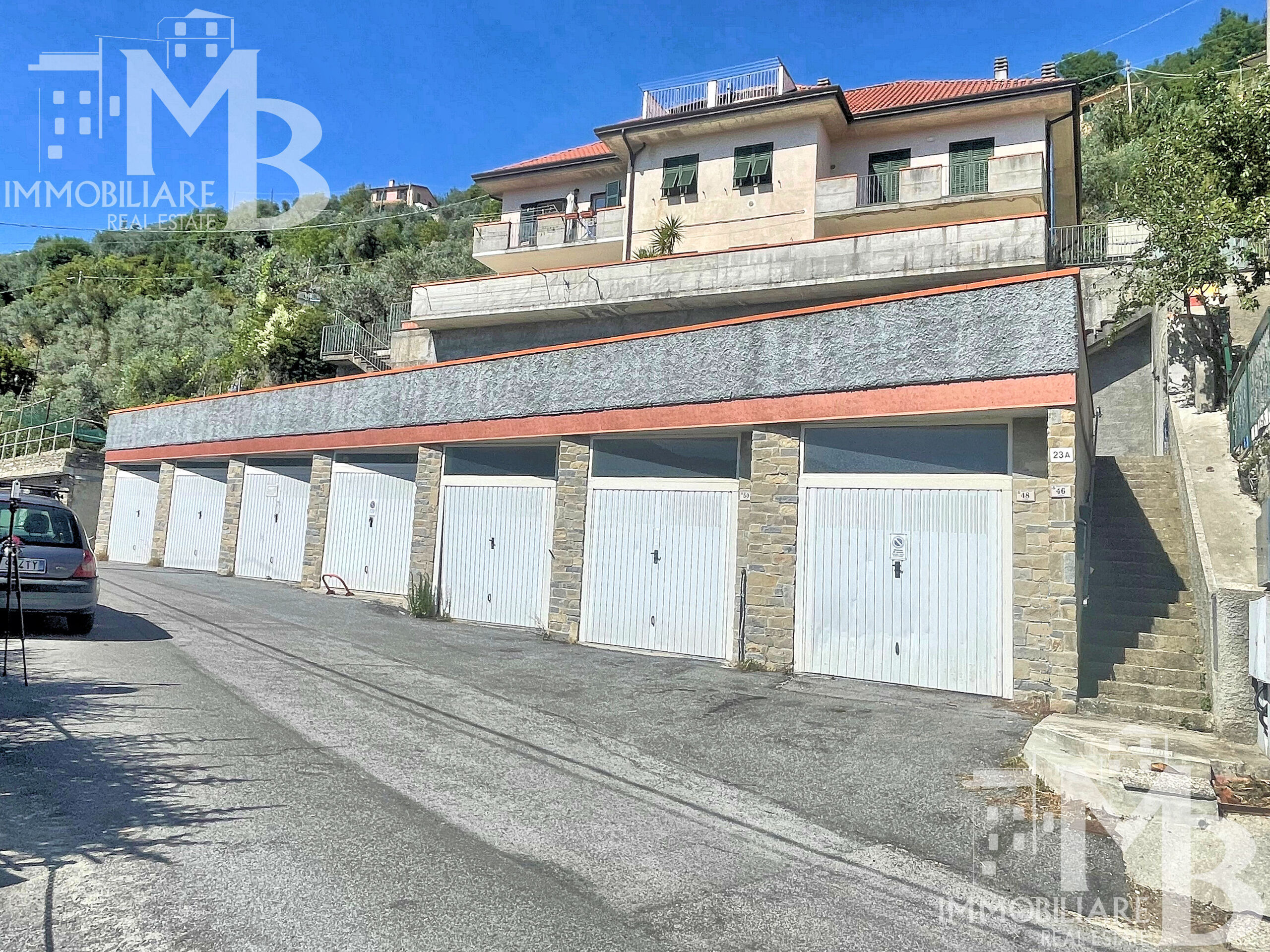 Trilocale con terrazzo in via serro antico 52, Avegno