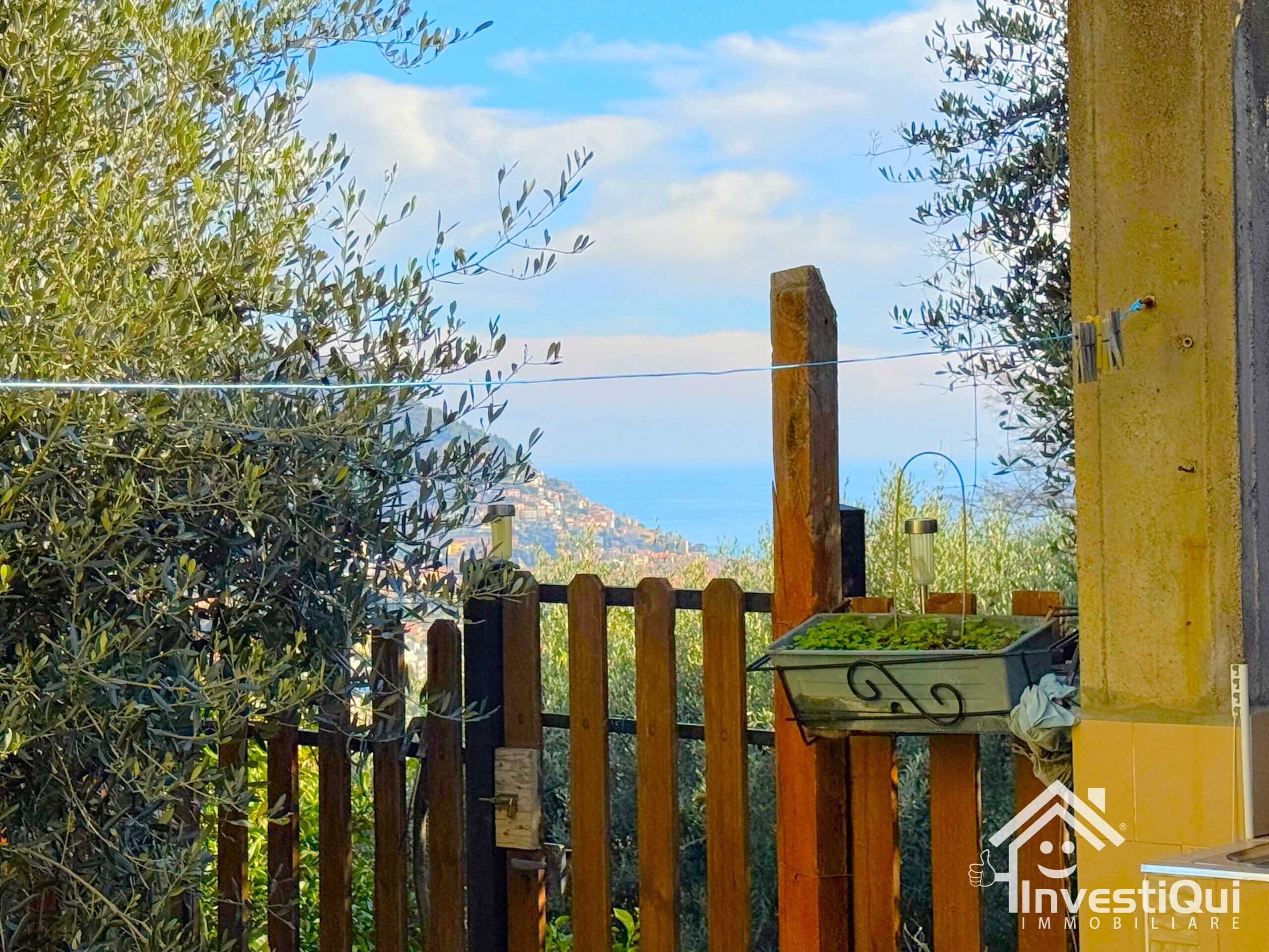 Trilocale con giardino in via ranzi 176b, Pietra Ligure