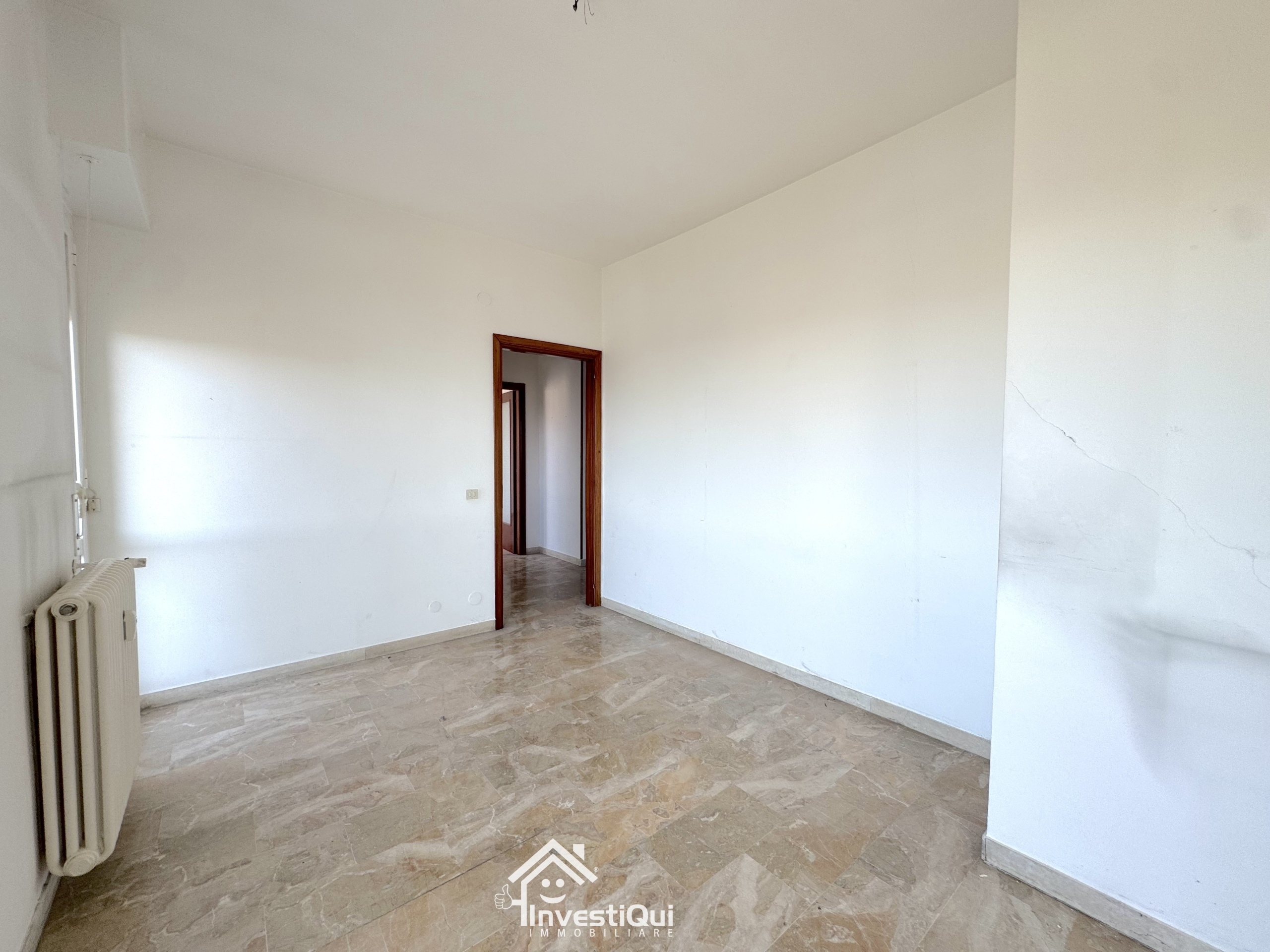 Bilocale vista mare in viale riviera 22, Pietra Ligure