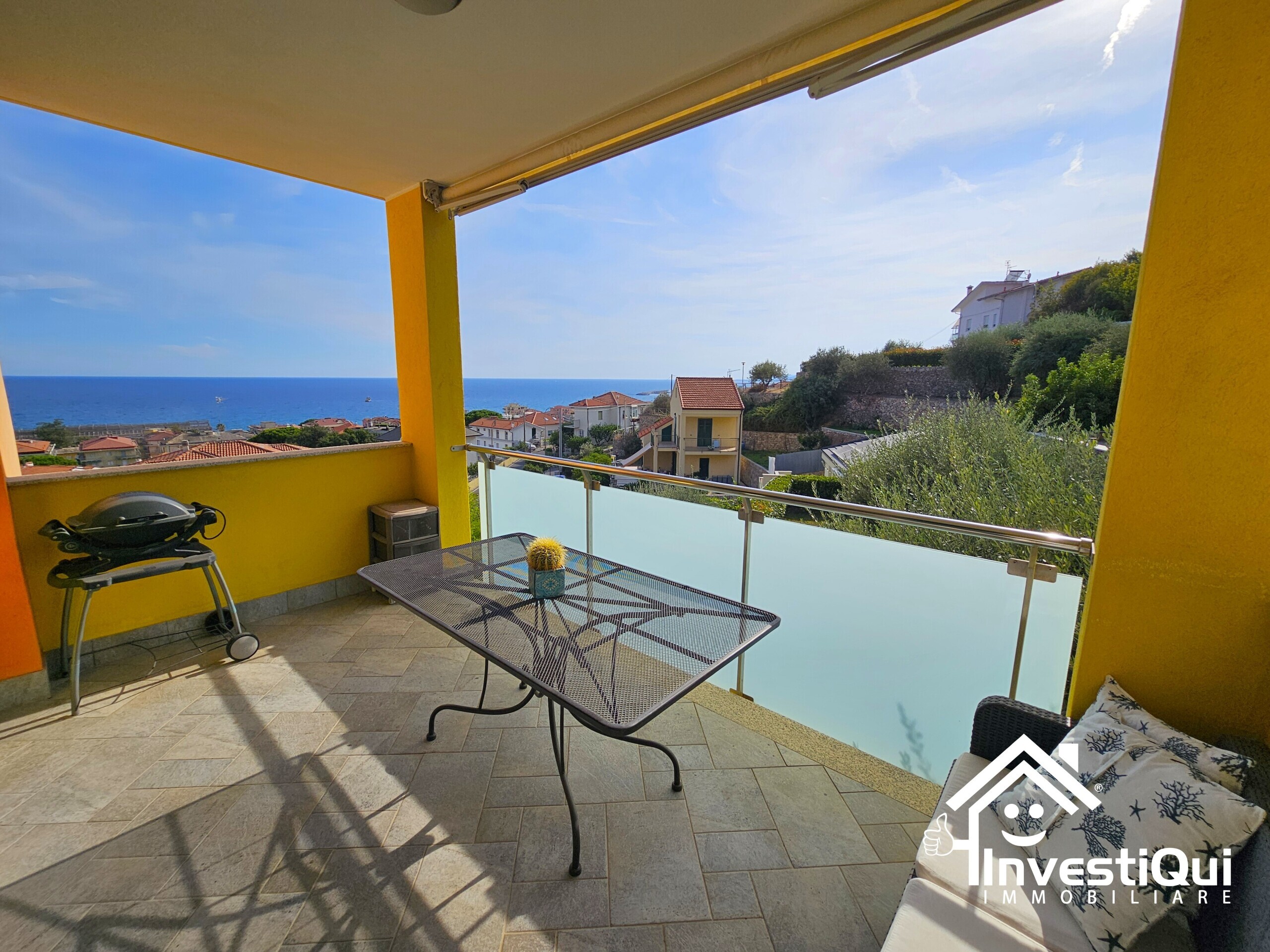 Quadrilocale vista mare in via della cornice 143, Pietra Ligure
