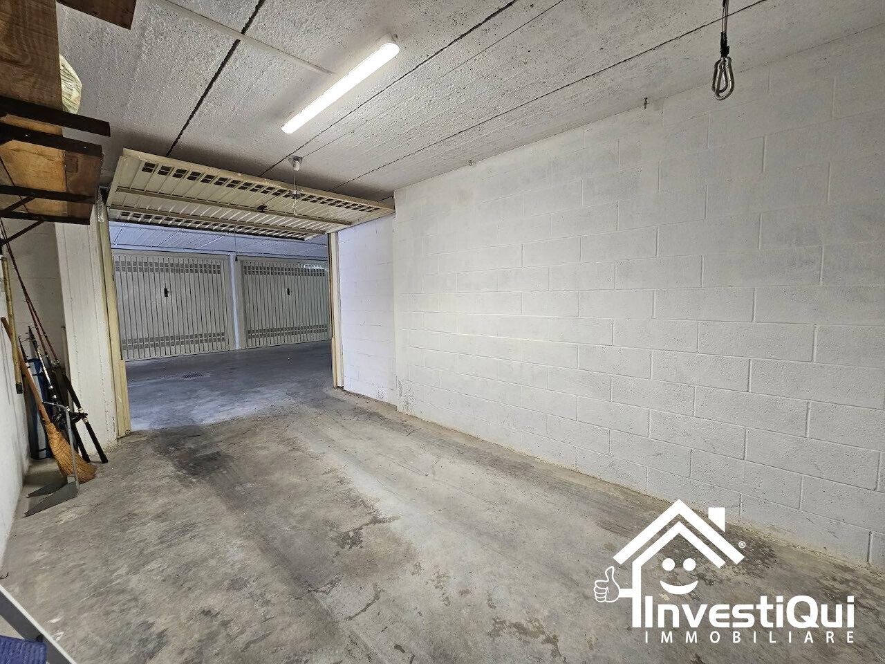 Box/Garage 18mq con box in via vignette 71, Pietra Ligure
