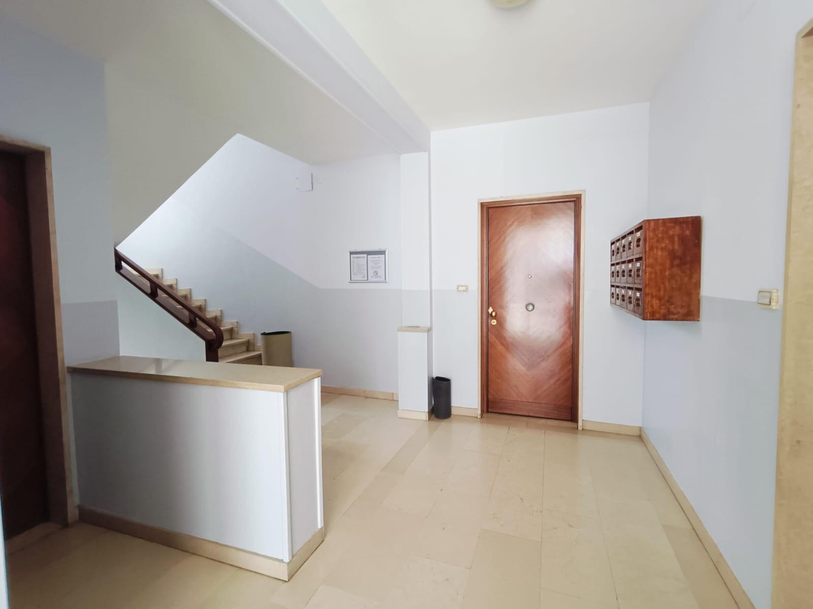 Appartamento da ristrutturare in via remmert f lli 21, Ciri