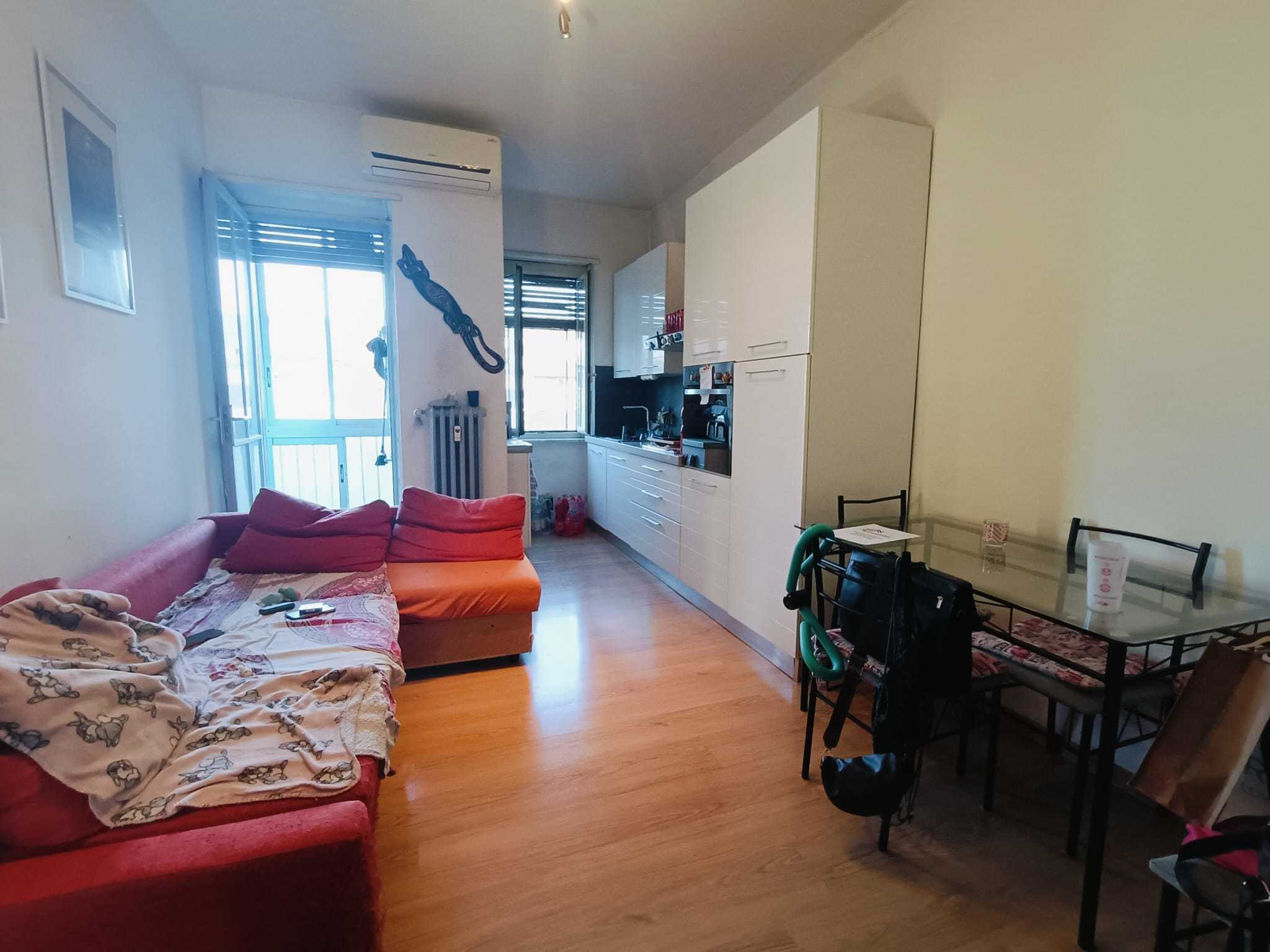 Bilocale in vendita in via tripoli 159, Torino