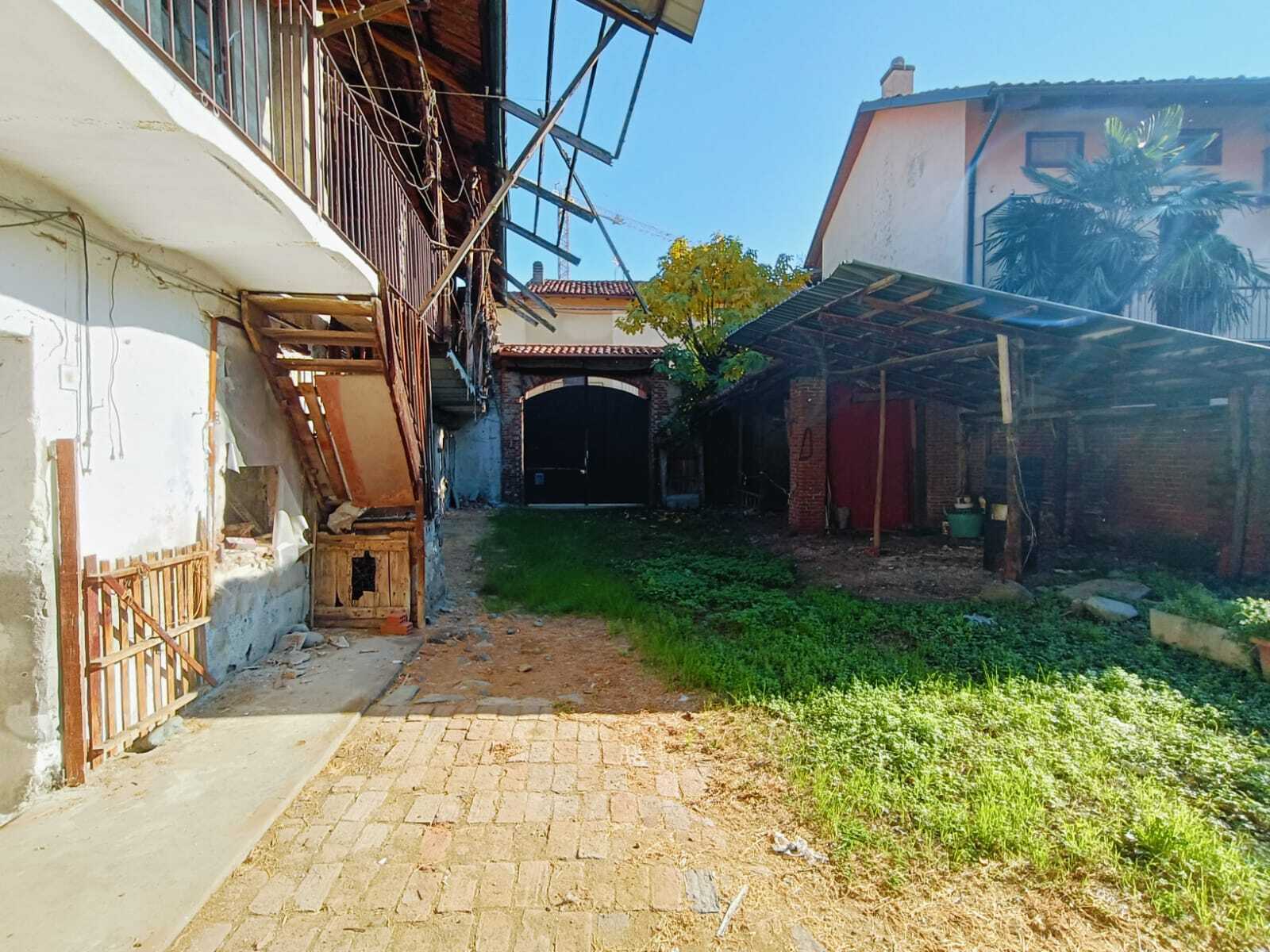 Casa indipendente da ristrutturare in via macario clemente 15, Ciri