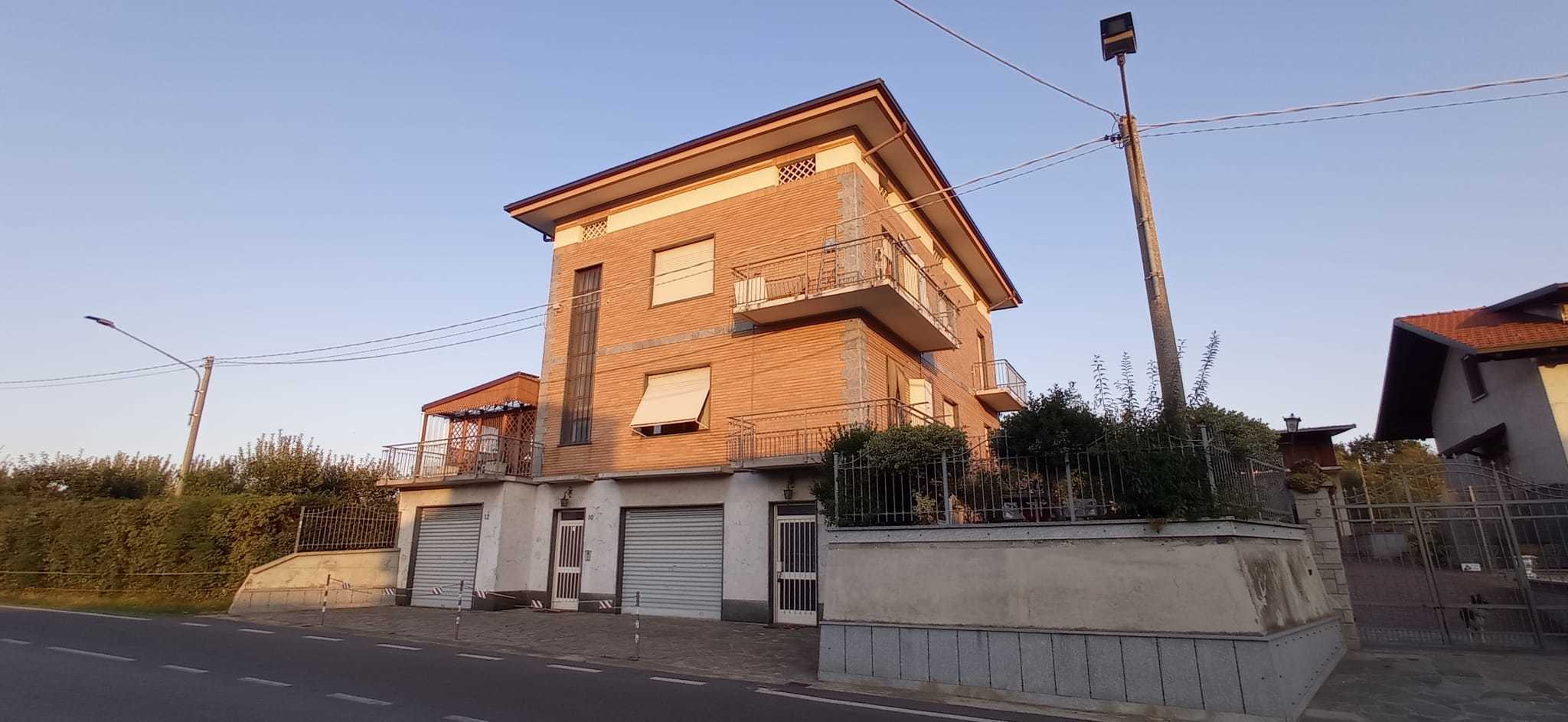 Trilocale in affitto in piazza martiri della libert 13, San Carlo Canavese