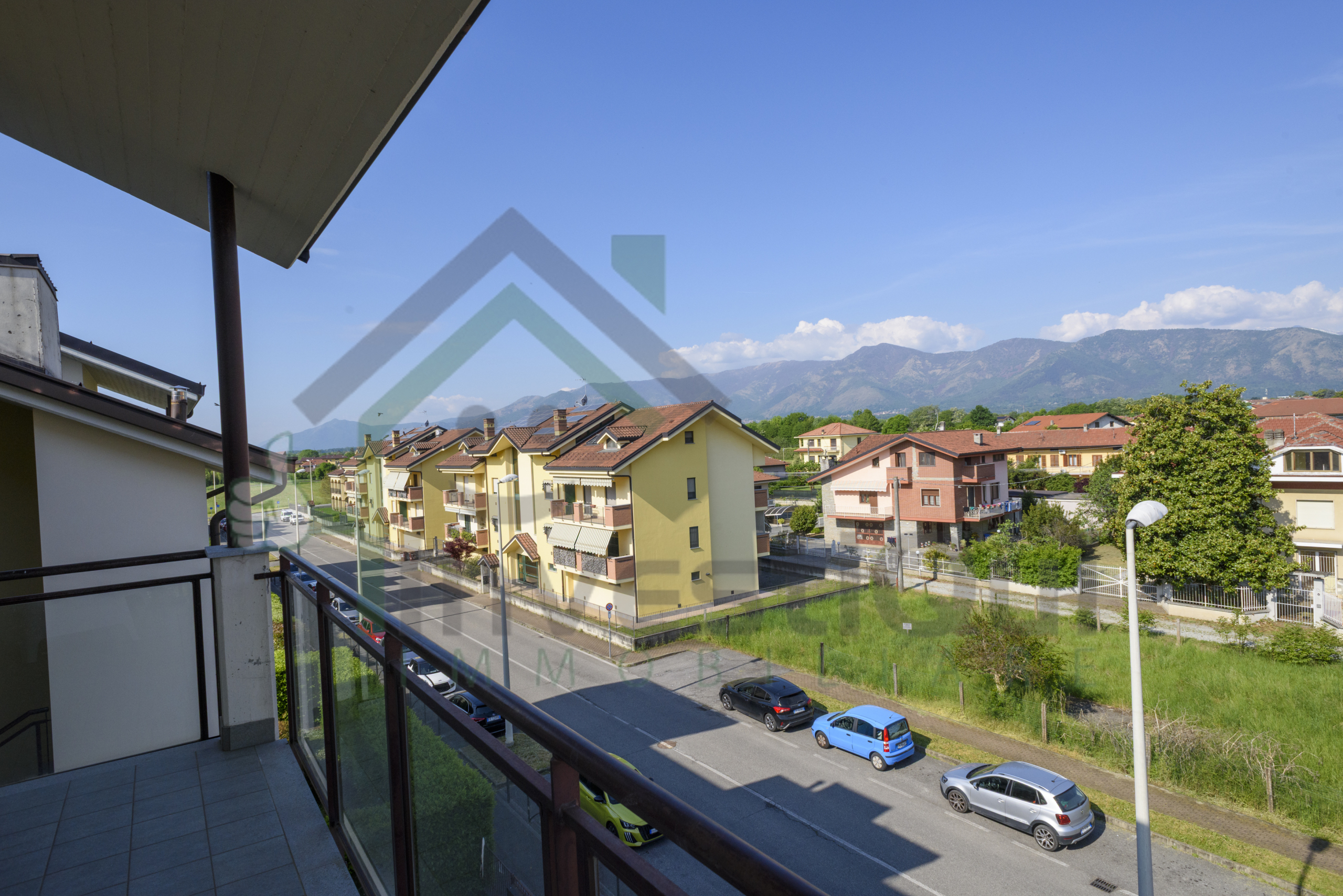 Appartamento con box in via bianca gerardi 1, Ciri�